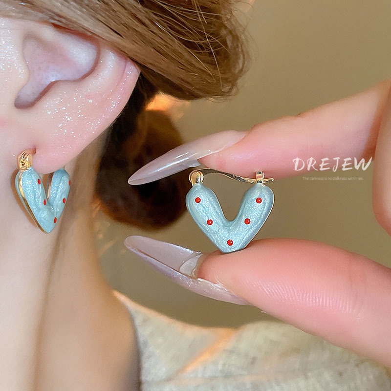 DREJEW เดรช 925 เงินเข็มสีแดงและสีน้ําเงินลายจุดรักต่างหู อิน สไตล์น่ารักพร็อพต่างหู 2024 ใหม่หวานและเย็นสไตล์ที่เรียบง่ายต่างหูไม่แพ้ง่าย