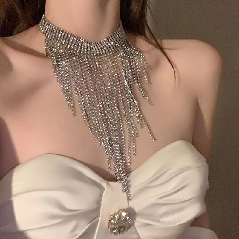 เพชร-หุ้มห่อหลายชั้นขอบเรขาคณิตสร้อยคอ อิน ทั้งหมดคุณภาพสูงเสื้อกันหนาวโซ่ซอกแฟชั่นอารมณ์เครื่องประดับขายส่ง