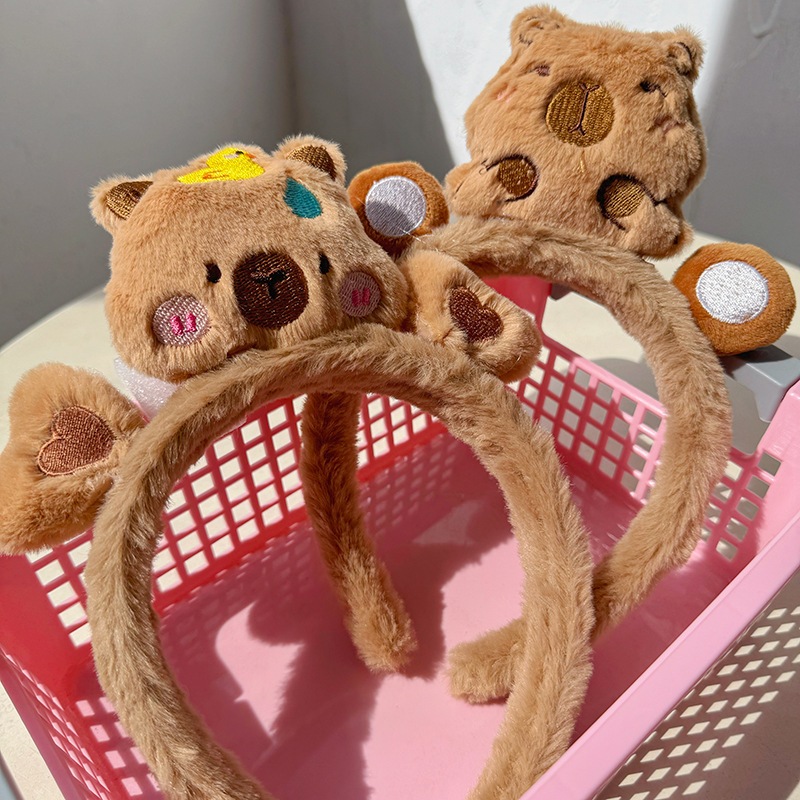 น่ารักการ์ตูนตุ๊กตาตุ๊กตาคาดศีรษะ คาปิบาระ ห่วงผมสําหรับผู้หญิงสาวล้างหน้าผมวงสัตว์เล็ก ชม. หูฟัง ตลกภาพอุปกรณ์ประกอบฉากแฟชั่นอุปกรณ์ผม