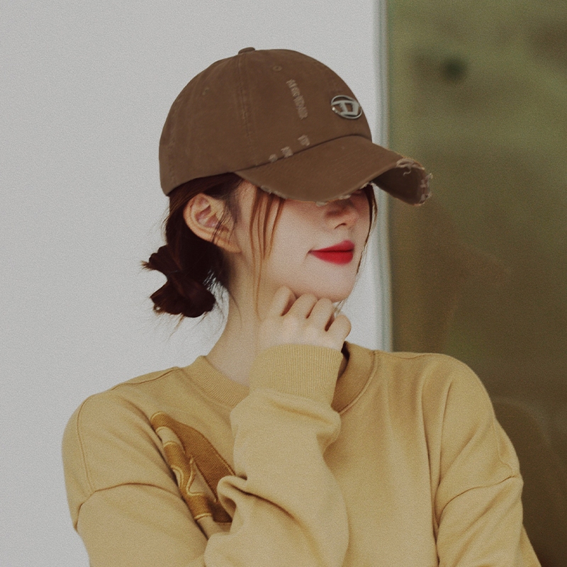 Insอินเทรนด์dป้ายโลหะเบสบอลหมวกผู้ชายผู้หญิงคู่street Hole Hip Hopเกาหลีรุ่นSoft Topหมวกขนาดเล็ก