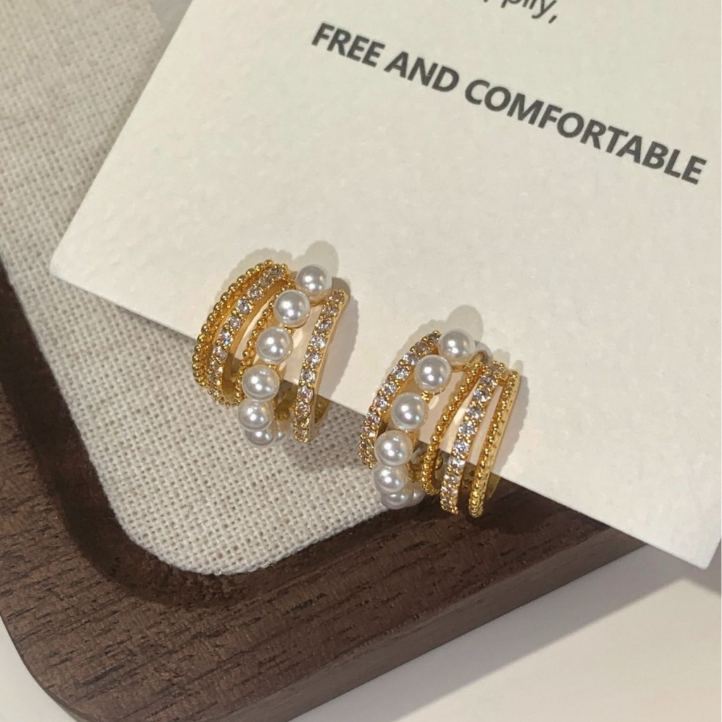 ต่างหูมุกหวานกลวงรูปตัว C ย้อนยุคฝรั่งเศส 2024 สไตล์ใหม่หลายชั้นการออกแบบเฉพาะต่างหูสุดเก๋ผู้หญิง