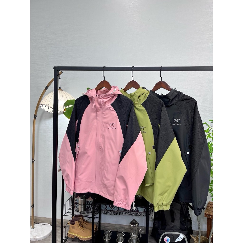 Arcteryx Color-Blocking Long-Sleeved Hooded Jacket Jacket AG0814