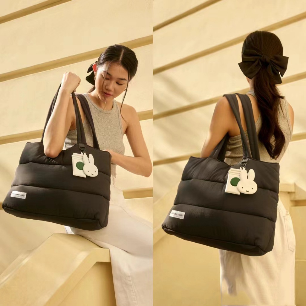 Starbucks + original sg สต็อก miffy Starbucks Mother day special mint sage dusty green puffer puffy tote bag