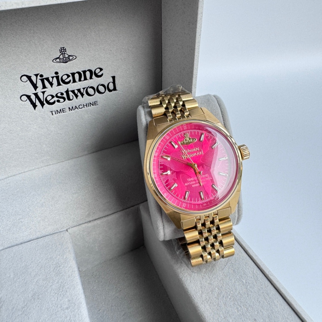 Vivienne Westwood แกะสลัก Star Plate แฟชั่นนาฬิกาชาย/หญิง 39MM
