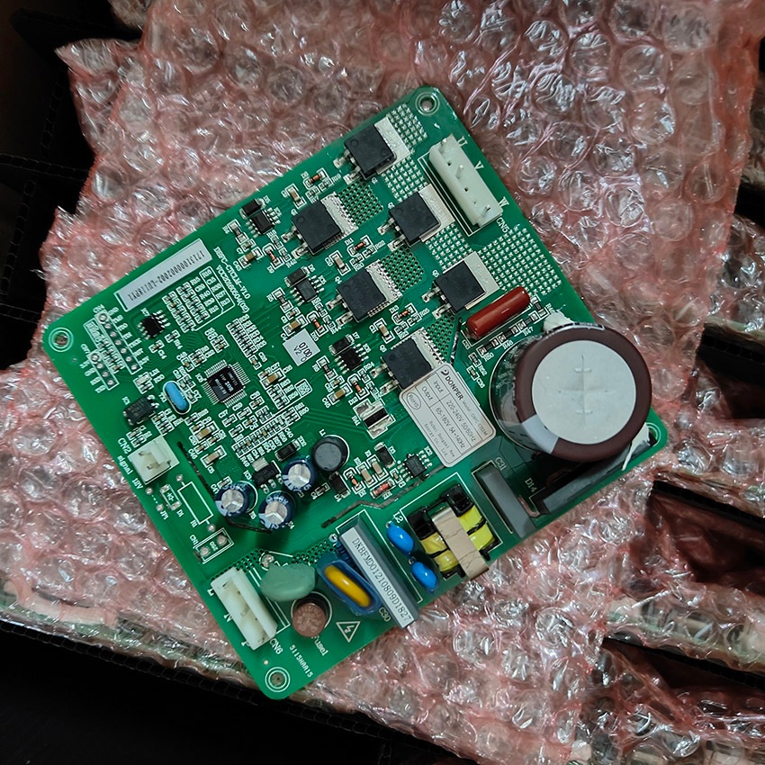 อุปกรณ์เสริม 17131000002002 บอร์ดคอมพิวเตอร์ตู้เย็นอินเวอร์เตอร์สําหรับ MIDEA DBFC-CTCLM LU118PY1 px
