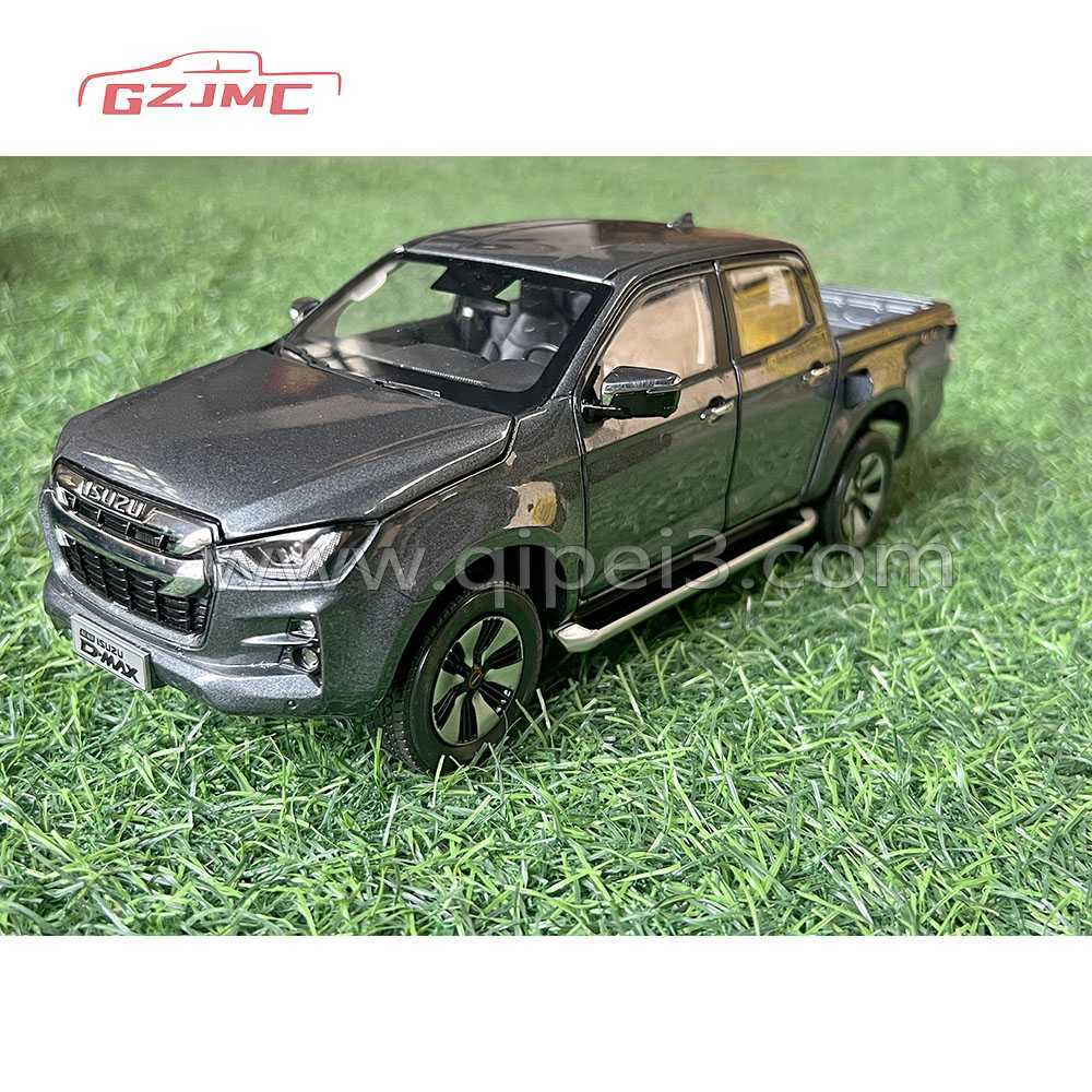 โมเดลรถเหล็ก ISUZU D-MAX 1:18 (Carnes Grey) โมเดลรถกระบะ 4ประตู 100042495