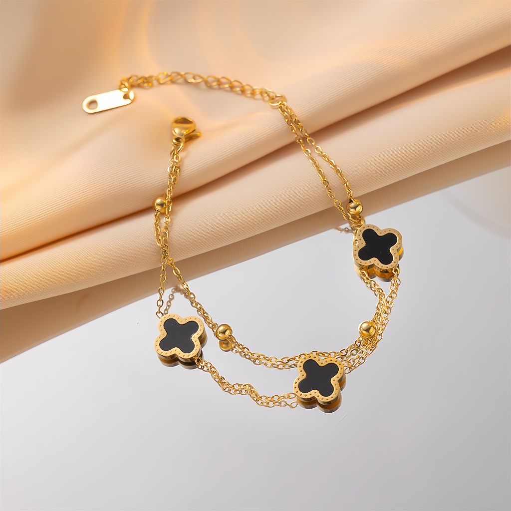 Four-leaf Clover Double-Layerสร้อยข้อมือElectroplating 18k Goldญี่ปุ่นเกาหลีหวานอารมณ์ไม่ซีดจางประณีตแฟนLight Lu