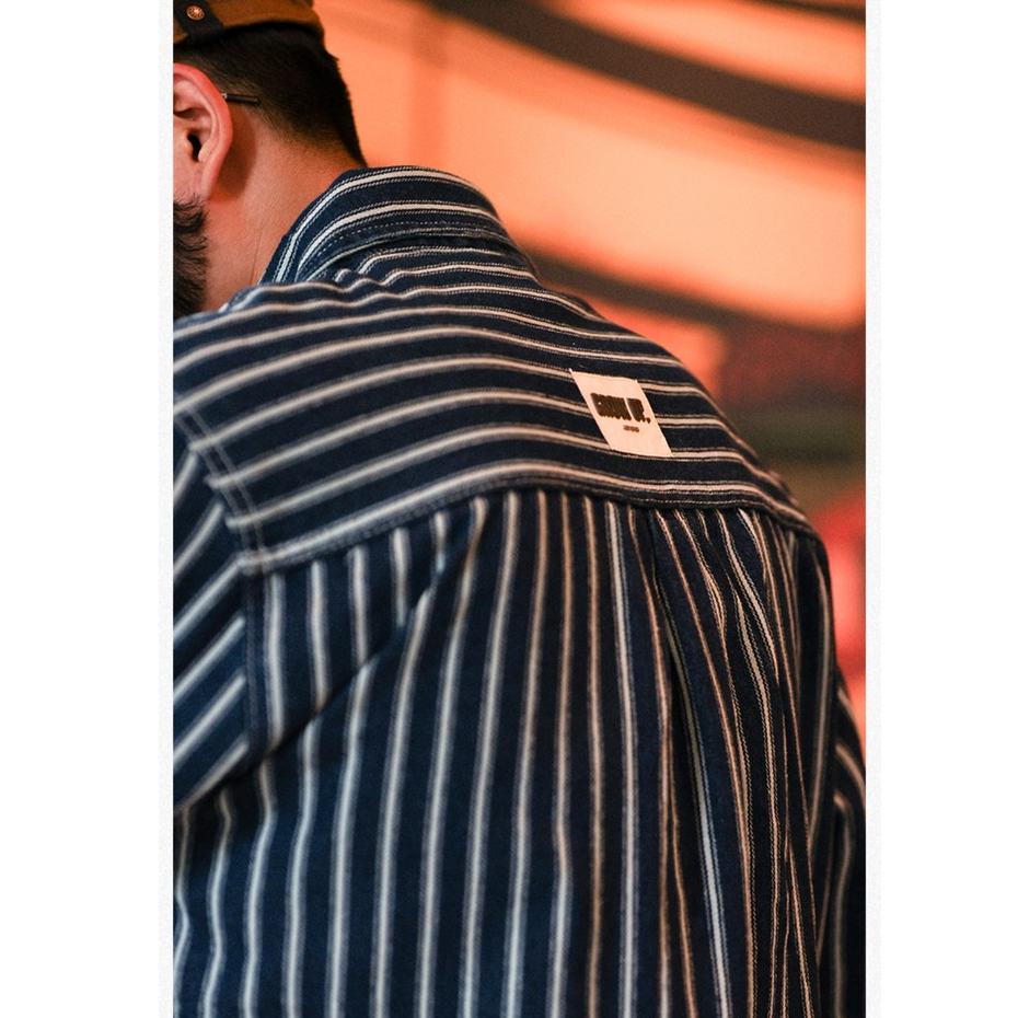 อเมริกันย้อนยุคแนวตั้งลายเสื้อเชิ้ตผู้ชายกว้างเล็กน้อยแขนยาวกระเป๋ากลางแจ้งลําลองแจ็คเก็ตยีนส์แจ็คเก็ตฤดูใบไม้ผลิ - รูปที่ 5