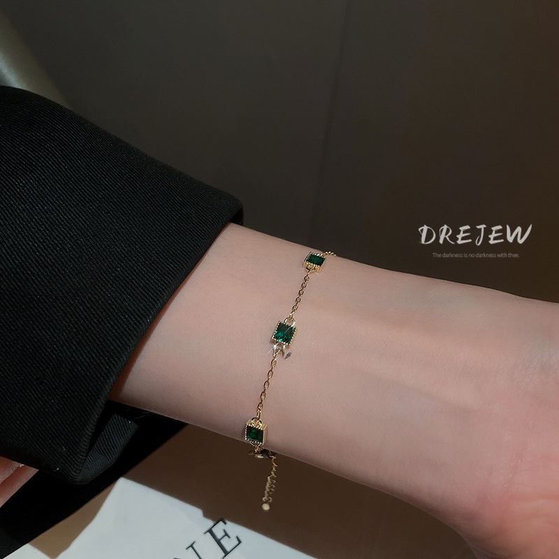 DREJEW เดรช ทอง 18เค ชุบด้วยไฟฟ้าสแควร์มรกตสร้อยข้อมือเพชร,ข้ามพรมแดนที่สวยหรูแสงหรูหราสร้อยข้อมือ, ซอกอารมณ์และเครื่องประดับระดับไฮเอ