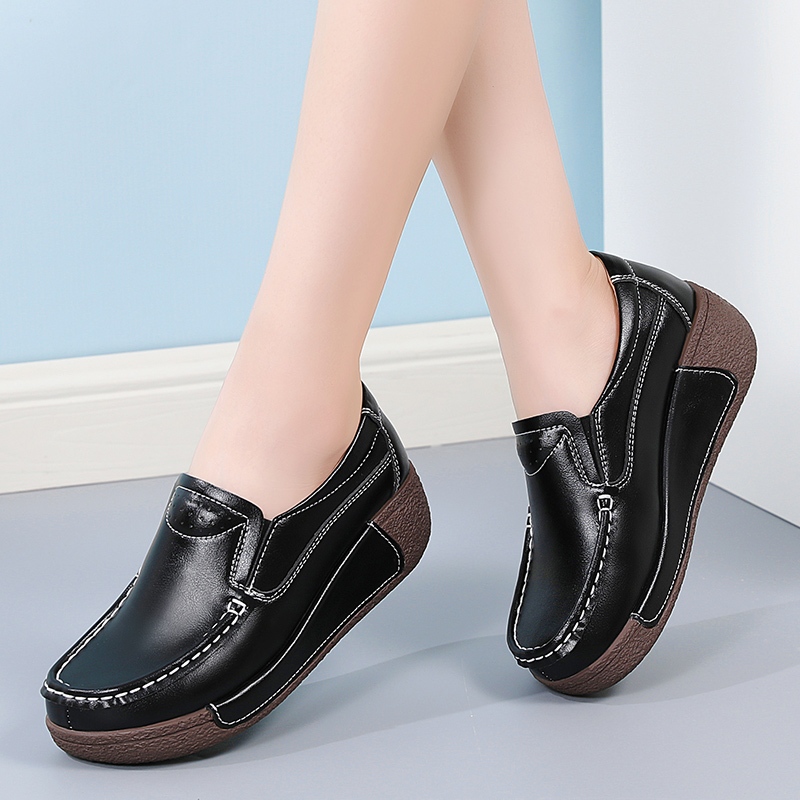 Wedges รองเท้าผู้หญิง Cowhide ผู้หญิง Slope แพลตฟอร์มรองเท้าไม่มีส้น Tassels สุภาพสตรี Casual Slip บนรองเท้าขนาด 35-41