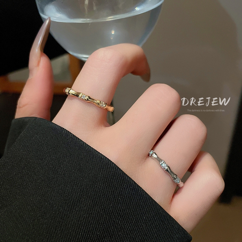 DREJEW เดรช ทอง 18เค ชุบไฟฟ้า ใหม่จีนเพทายไม้ไผ่เปิดแหวนแนวโน้มแห่งชาติสไตล์เย็นแหวนแฟชั่นแหวนนิ้วชี้สําหรับผู้หญิง
