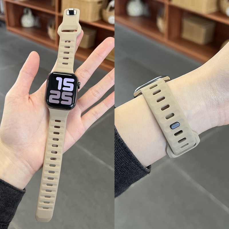 สายรัดซิลิโคนอ่อนนุ่มสําหรับ iwatch Band Ultra Series 10 46 มม.42 มม.49 มม.44 มม.45 มม.41 มม.42 มม.38 มม.กีฬา Watchband iwatch 10 9 8 7 6 5 SE สร้อยข้อมือ