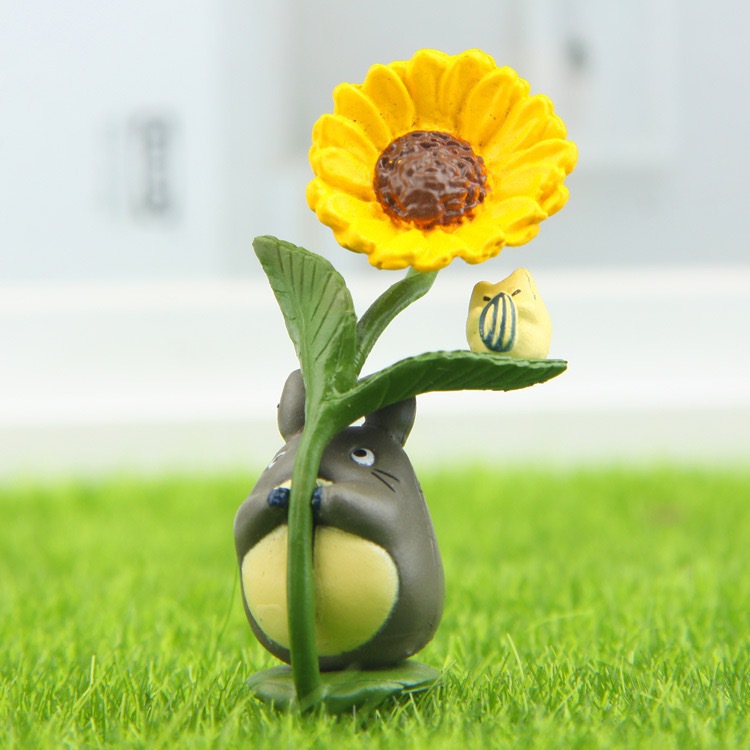 5.8 ซม.มิยาซากิ Hayao อะนิเมะเพื่อนบ้านของฉัน Totoro Sunflower DIY Mini Totoro รุ่น Q PVC Action Figures ตุ๊กตาของเล่น