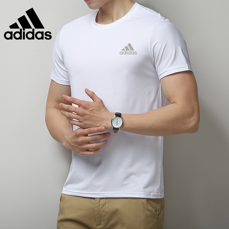 [Popular Classic]โลโก้สะท้อนแสงสีเงิน  เสื้อยืดแขนสั้น ผ้าเรยอน ผ้าตาข่าย ระบายอากาศ เรียบง่าย สไตล์สปอร์ต แฟชั่นสําหรับผู้ชาย
