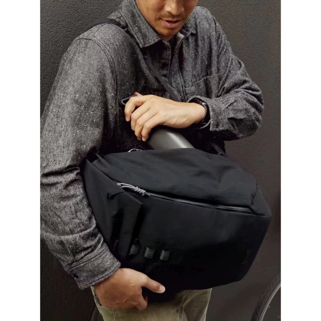 Bellroy 22L ออสเตรเลียเสี่ยงสำรวจธุรกิจกระเป๋าเป้สะพายหลังคอมพิวเตอร์กระเป๋าเป้สะพายหลัง