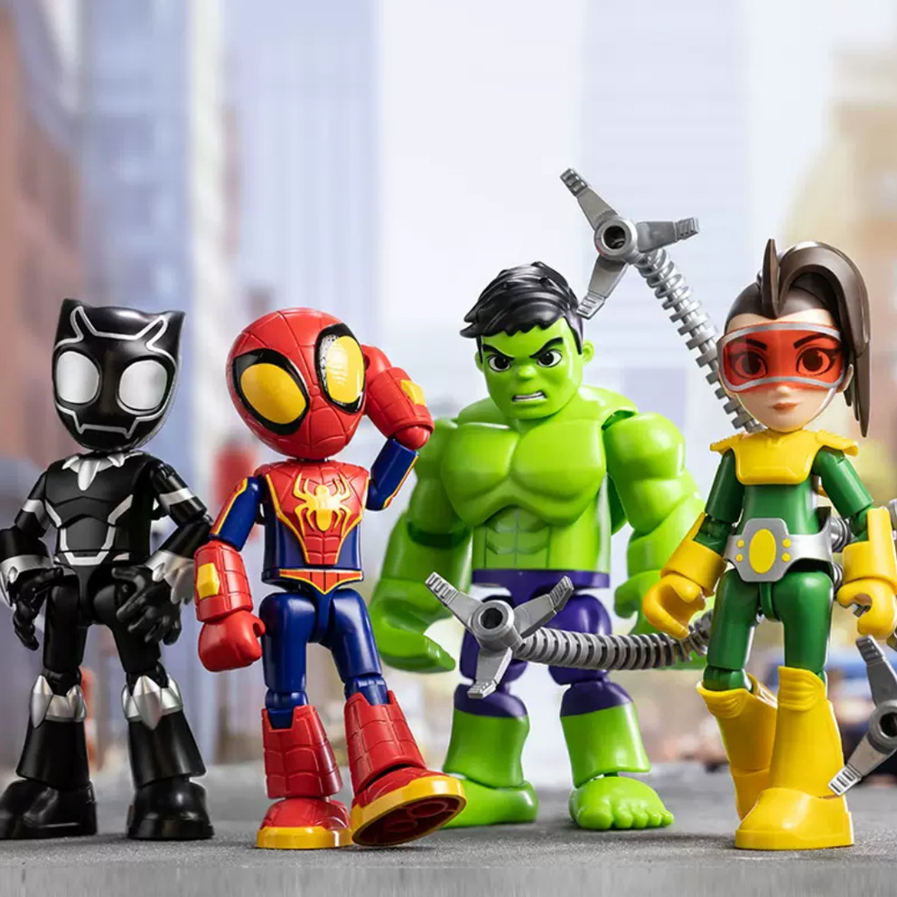 Pluco Building Block Man Marvel Heroes Spider-Man Iron Man Magic Edition ระเบิดที่สองรูปประกอบตุ๊กตาอินเทรนด์ Play Boy ของขวัญ
