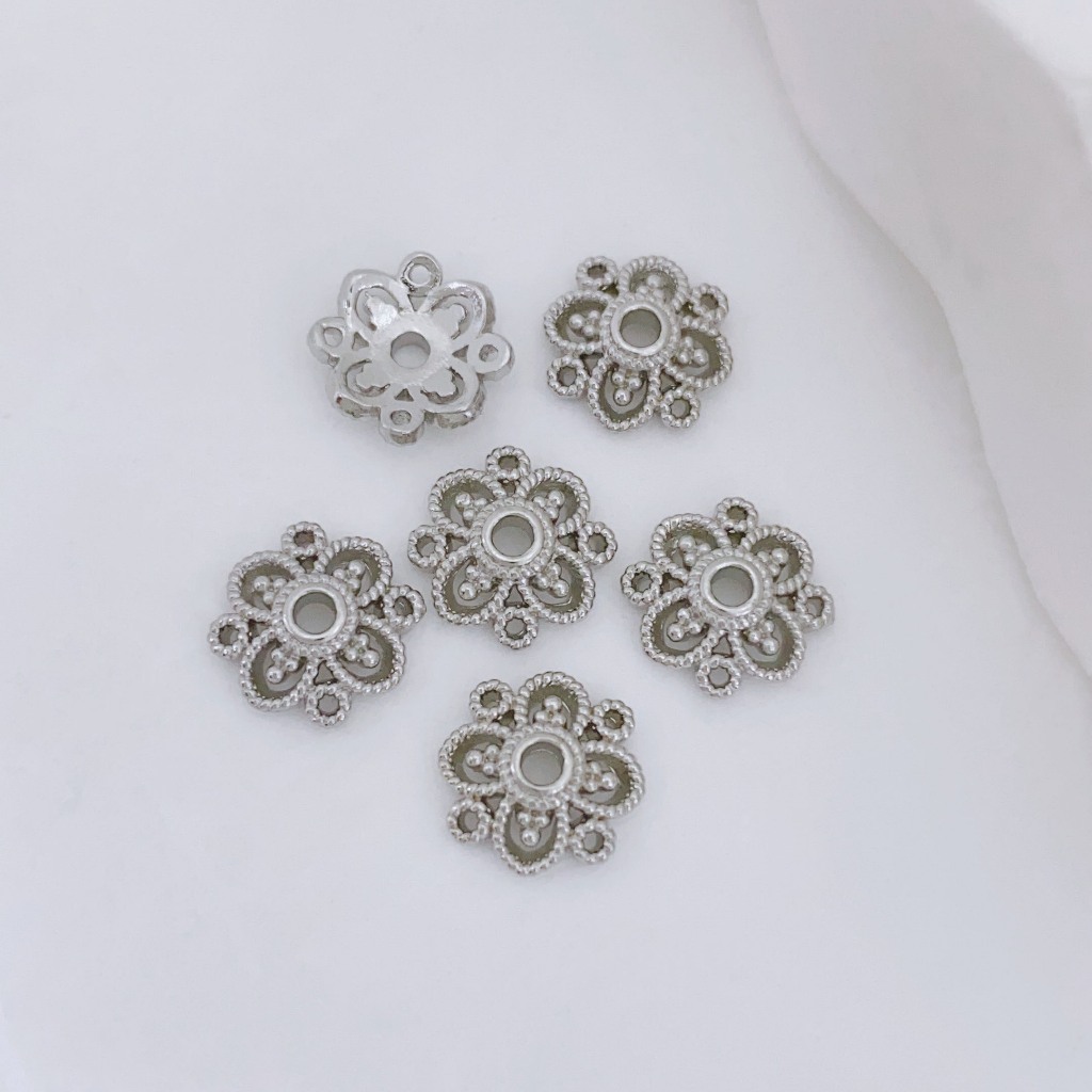 A0045 [Monochrome Free 15 ชิ้นสําหรับการสั่งซื้อมากกว่า 30 ชิ้น] Hollow Receptacle Spacer diy สร้อยข้อมือเชือกมือเครื่องประดับลูกปัดหมวกดอกไม้ลูกปัดวัสดุแพคเกจ 14K Gold