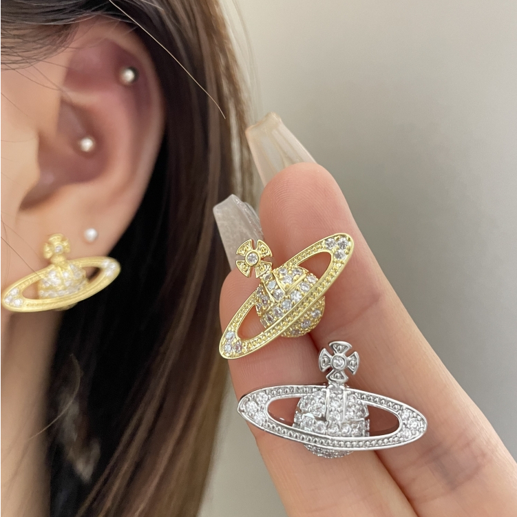 ประณีตคุณภาพสูงไมโครเพชรดาวเคราะห์ต่างหูหญิง ส925 เข็มเงินดาวเสาร์ต่างหูหวานเย็นแฟชั่นต่างหู