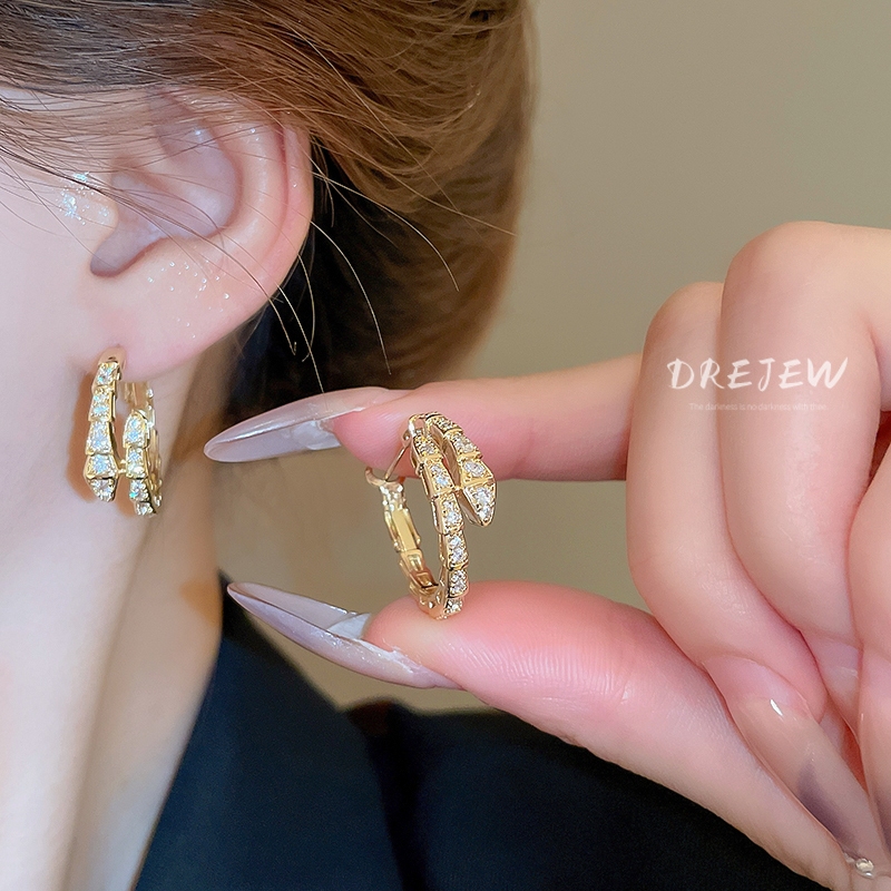 DREJEW เดรเจว ต่างหูเพทายรูปงูออกแบบเฉพาะอารมณ์ระดับไฮเอนด์แสงหรูหราต่างหูต่างหูแฟชั่นใหม่สําหรับผู้หญิง