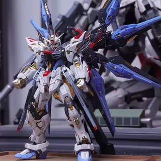 กันดั้มประกอบรุ่น HG 1/144 Free Strike Freedom Warrior Wing Warrior Red Heresy Creation Strike