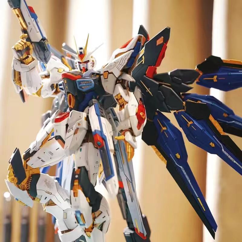 กันดั้มประกอบรุ่น HG 1/144 Wind Spirit Warrior King Heresy Wing Warrior Black Strike