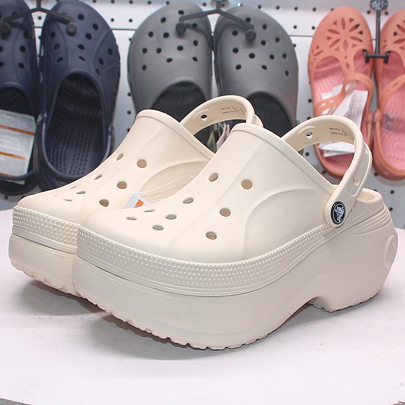 รองเท้าแตะผู้หญิง crocs ของแท้ 100% รองเท้าขนาดบวก 210062