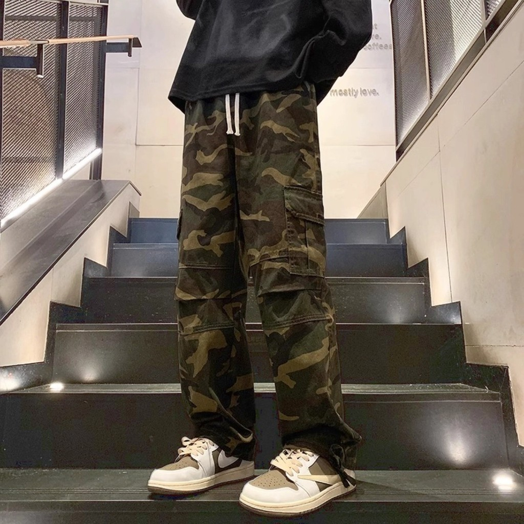 กางเกงคาร์โก้ผู้ชาย กางเกงทํางาน ลายพราง ทรงหลวม ขากว้าง รุ่นผ้าไม่หนา น้ำหนักเบา ใส่แล้วเท่ดูมีเสน่ห์