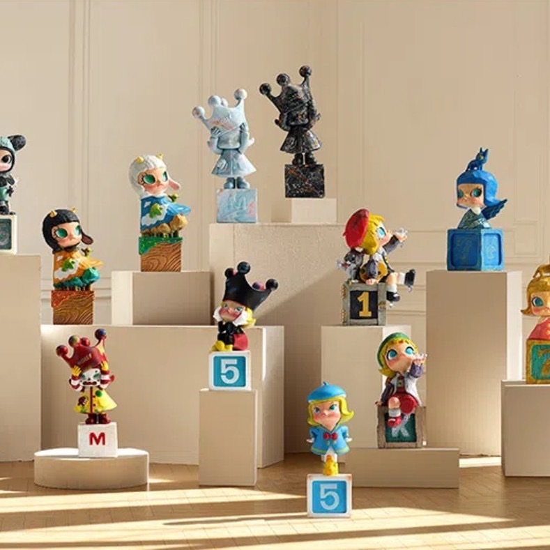 Popmart MOLLY Anniversary Statues Classic Retro 2 Series