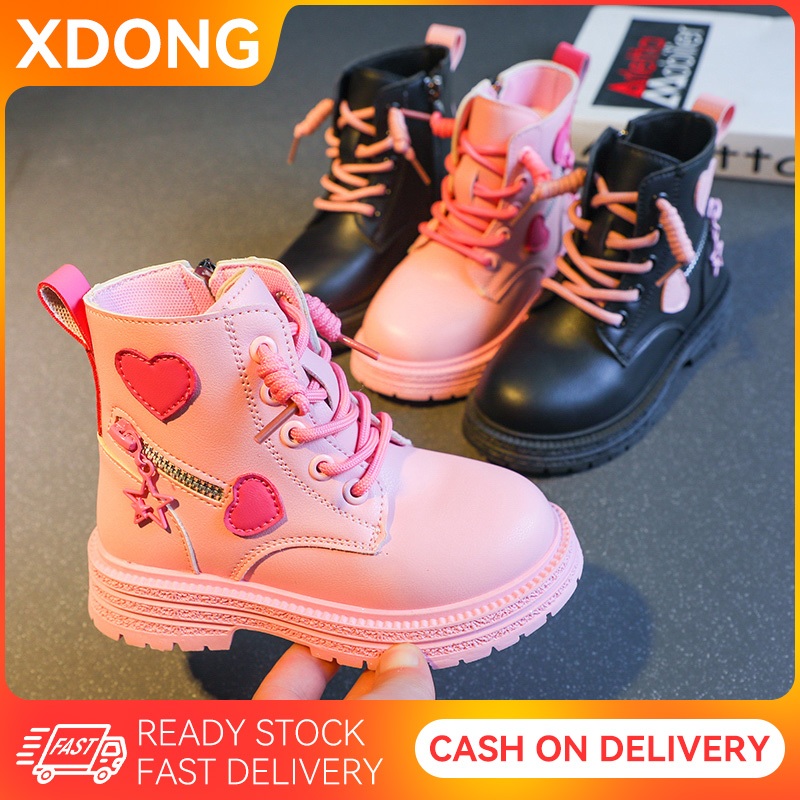 Kids boots Girl รองเท้าบูทมาร์ตินสีชมพู หนัง Pu กันน้ํา นุ่ม กันลื่น รองเท้าเด็กทนต่อการสึกหรอ