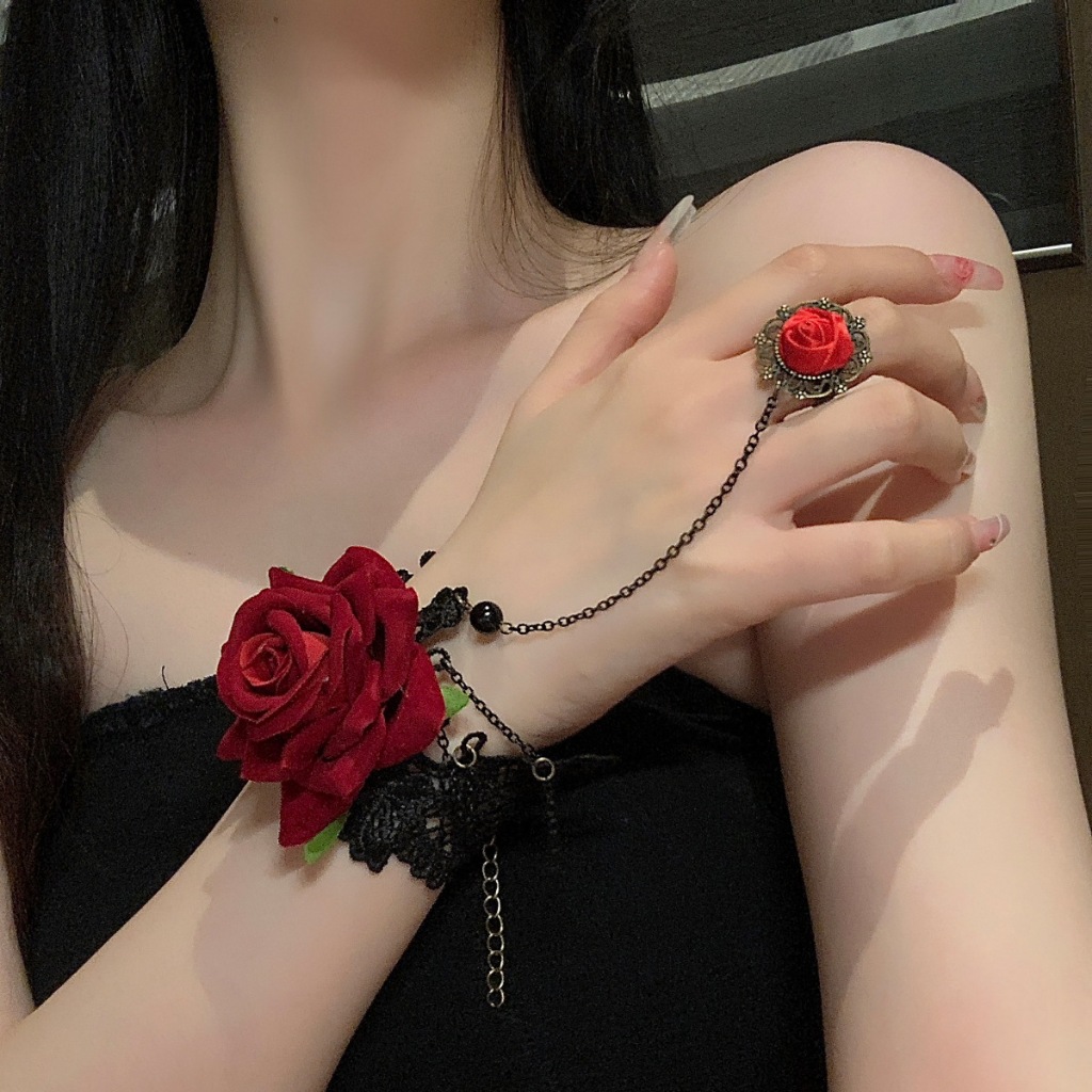 ดอกไม้แหวนลูกไม้หนึ่งสร้อยข้อมือบุคลิกภาพการออกแบบสร้างสรรค์ความรู้สึกสร้อยข้อมือซอกเครื่องประดับมือใหม่ขายส่งหญิง