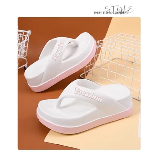 🚚สปอตสินค้า🚚 รองเท้าหนีบ flip flop ผู้หญิง ก้นหนา รองเท้าคีบ รองเท้าแตะชายหาด EVA