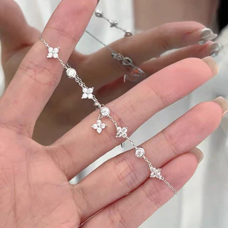 จากไทย 1วันถึง💕สร้อยข้อมือเงินสเตอร์ลิง จี้โคลเวอร์สี่ใบ | สไตล์เย็นสง่างาม ระดับไฮเอนด์ | ความละเอียดอ่อนสูง รุ่นขายดี