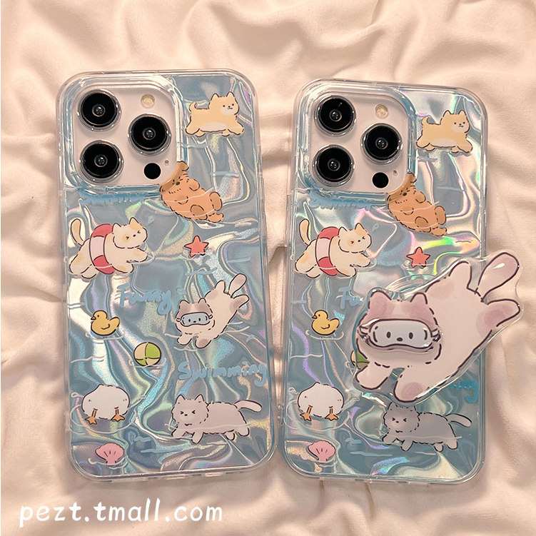 Huiwanju ฤดูร้อนแมวว่ายน้ําน่ารักพร้อมขายึดสําหรับ iphone15 เคสโทรศัพท์มือถือ iph14promax 13pro ป้องกันการตก 12 เลเซอร์ซิลิโคน 14pro รวมทุกอย่าง 11 ผู้หญิง 13 นุ่ม