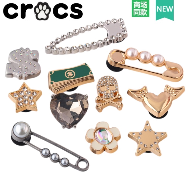 Crocs Hole รองเท้าอุปกรณ์เสริมรองเท้าดอกไม้ตกแต่งหัวเข็มขัดรองเท้าสไตล์ใหม่โลหะ Dollar Series DIY Ca