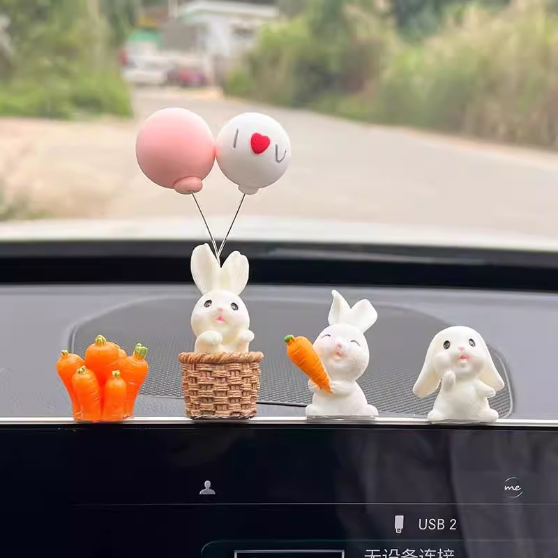ดอกไม้น่ารักตกแต่งรถ Garnish แผ่นกันลื่นกระต่ายน่ารักแดชบอร์ดรถตกแต่งคอนโซลรีวิวตกแต่งเครื่องประดับอัตโนมัติสําหรับรถบ้านและสํานักงาน