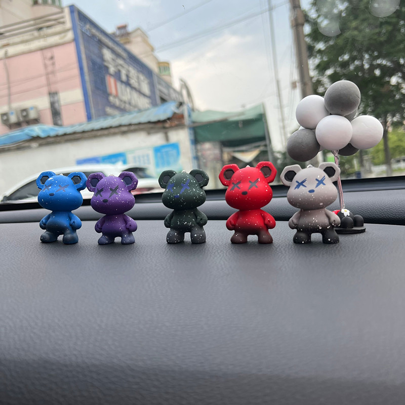 กราฟฟิตีหมีรถแดชบอร์ดภายในรถแดชบอร์ดบอลลูนตกแต่ง ตกแต่ง ตกแต่ง ตกแต่ง เครื่องประดับภายในรถเครื่องประดับ
