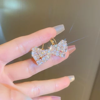 เพทายฝรั่งเศสรักหูหัวเข็มขัดขนาดเล็กใหม่หัวใจออกแบบต่างหูอินเทรนด์พร็อพคุณภาพสูงออกแบบต่างหูหญิง