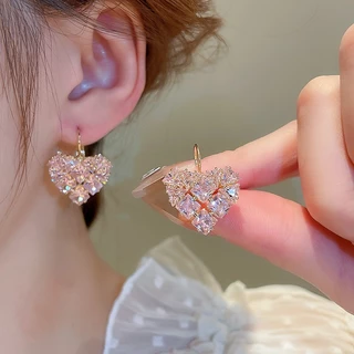เพทายฝรั่งเศสรักหูหัวเข็มขัดขนาดเล็กใหม่หัวใจออกแบบต่างหูอินเทรนด์พร็อพคุณภาพสูงออกแบบต่างหูหญิง