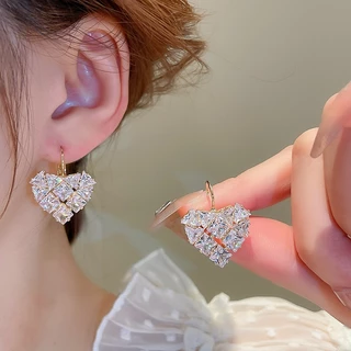 เพทายฝรั่งเศสรักหูหัวเข็มขัดขนาดเล็กใหม่หัวใจออกแบบต่างหูอินเทรนด์พร็อพคุณภาพสูงออกแบบต่างหูหญิง