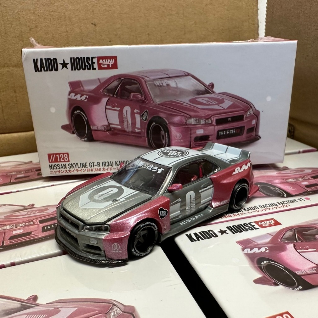 Chase Car Mini GT x KAIDO HOUSE KHMG128 1/64 Nissan Skyline GT-R R34 KAIDO RACING FACTORY V1 Diecast