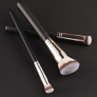 แปรงแต่งหน้า คอนซีลเลอร์ รองพื้น บลัช คอนทัวร์ บีบีครีม แบบม…