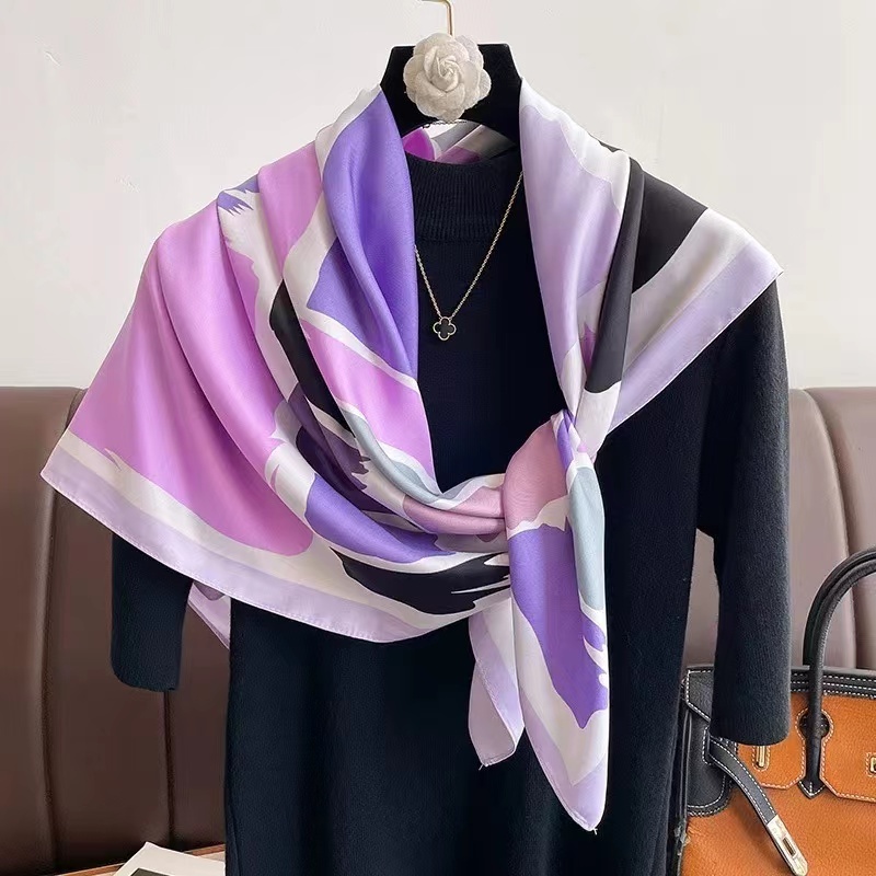 LISA พิมพ์ผ้าพันคอผ้าพันคอผ้าไหมรู้สึกผ้าพันคอพิมพ์ Musilim Lady Hijab 90x90 ซม.