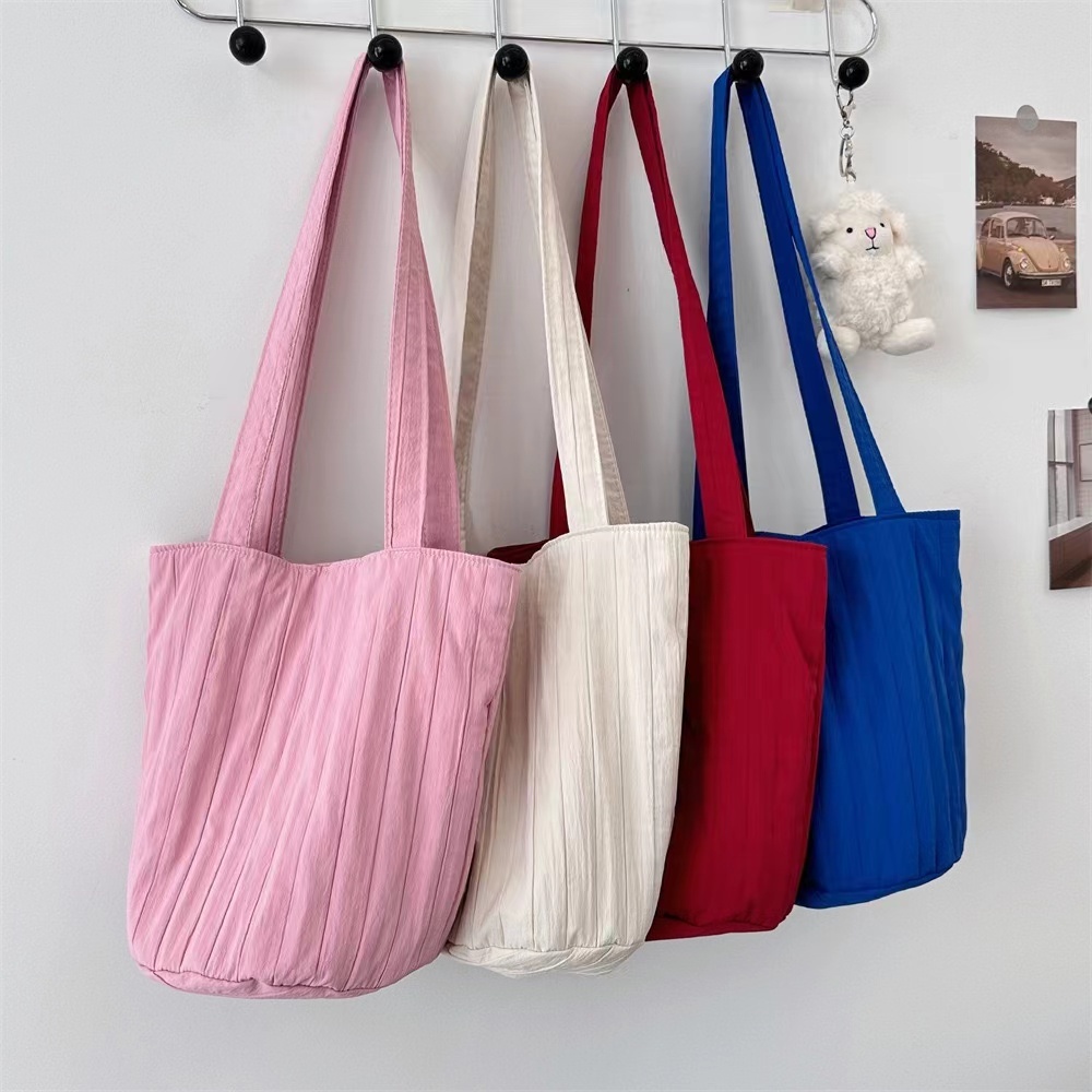 พร้อมส่ง กระเป๋าสะพายไหล่ ทรงบักเก็ต แต่งจับจีบ ลายขวาง สําหรับสตรี