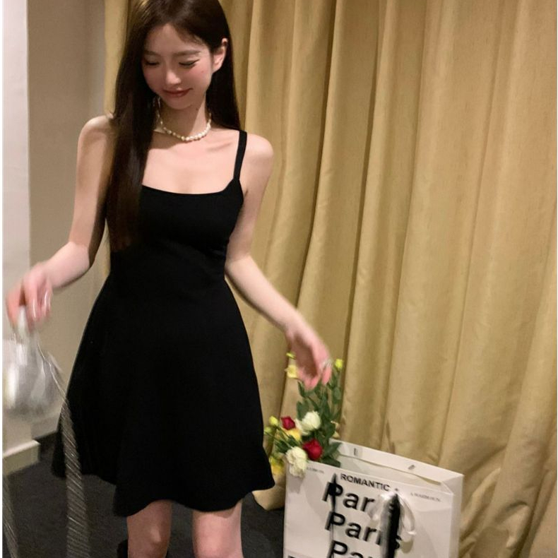 Luna Shop ชุดเดรสสายเดี่ยวสีดำเฮปเบิร์นชุดเดรสสีดำเรียบหรู รูปที่ 7