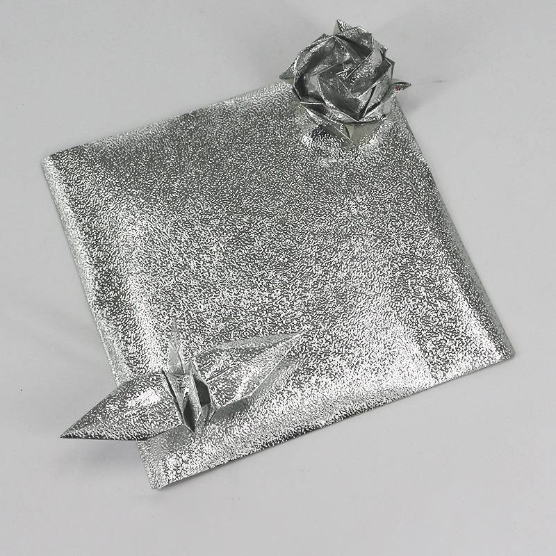 50pcs Origami กระดาษเงินเงา/ทอง Handmade พับกระดาษ Metallic Craft กระดาษสมุดภาพกระดาษพื้นหลังกระดาษ Squares Handcraft กระดาษสําหรับงานฝีมือ DIY 10 ซม./15 ซม. - รูปที่ 5