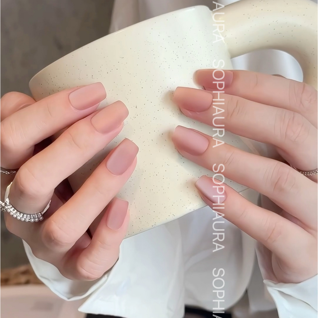 Sophiaura สีธรรมดา Cat Eye กดบนเล็บสั้นทรงสี่เหลี่ยมเล็บปลอมพร้อมกาวสติกเกอร์ Nude Pink Burgundy สีแดงสีดําสีฟ้าสีม่วงสีม่วงสีม่วงสี