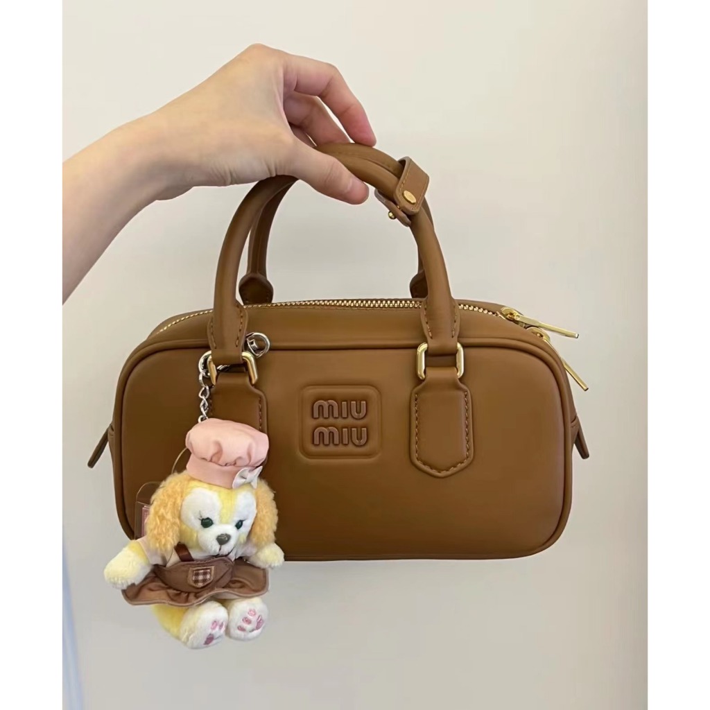 22*10.5*7.5 CM - MI*U 2023 NEW Arcadie Leather Handbag
