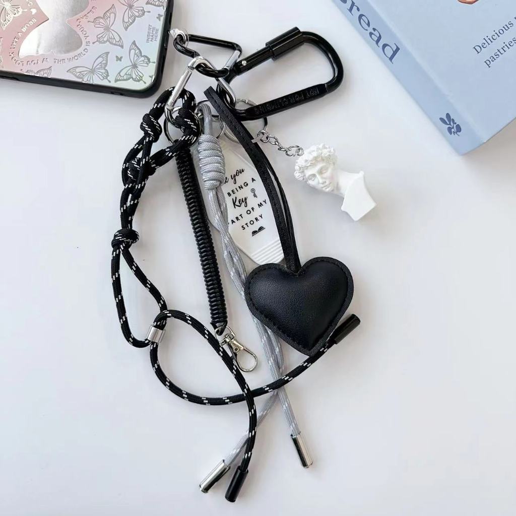 New Niche Plaster Avatar miu Keychain Couple Bag Love Pendant Unique Gift Pendant Sweet Cool ins