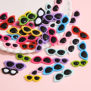10ชิ้นของเล่นตุ๊กตาแว่นตาขนาดเล็ก ทําเอง ตุ๊กตาแว่นกันแดดอุปกรณ์เสริมอะคริลิมินิแว่นตา