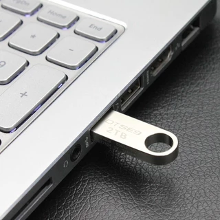 Kingston แฟลชไดรฟ์ USB 2.0 โลหะ Pendrive1GB 2GB 4GB 8GB 16GB 32GB 64GB 128GB 1TB